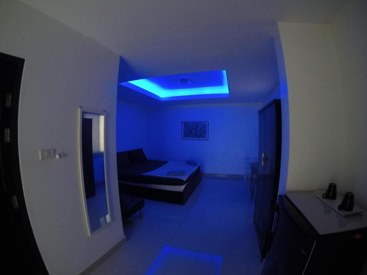 French Connection Hotel Pattaya Buitenkant foto