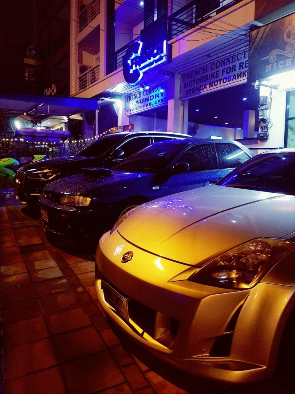 French Connection Hotel Pattaya Buitenkant foto